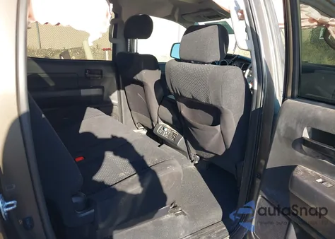 2013 Toyota Tundra Grade 5.7L V8 из США, поврежденный, VIN 5TFDW5F19DX292211